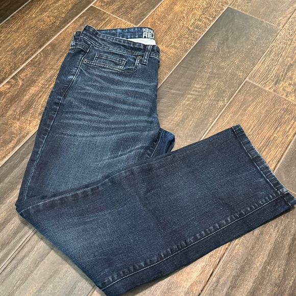 NWOT Kenneth Cole Reaction Straight Leg Denim Jeans
